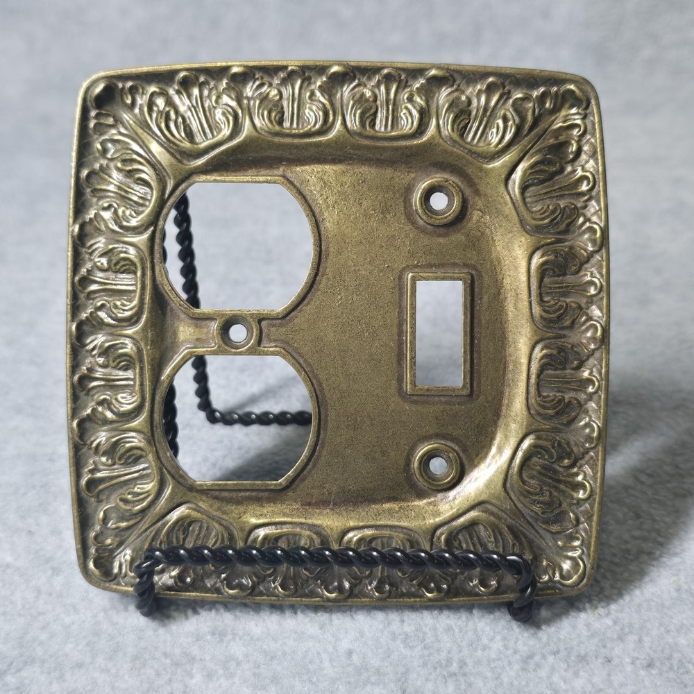 Vintage Kirsch Chateau BF146 Antique Brass Switch Outlet Wall Plate 1970s